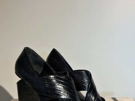 Alexander Wang Embossed Alla wedge peep toe Size 38 For Sale