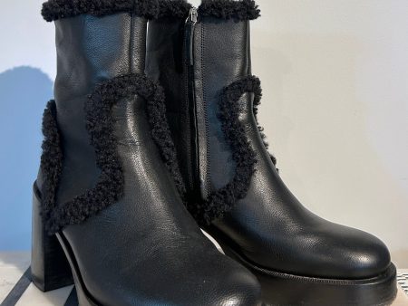 Simon Miller Low Raid Black Leather Shearling Trim Ankle Zip Boots Size 40 Online Hot Sale