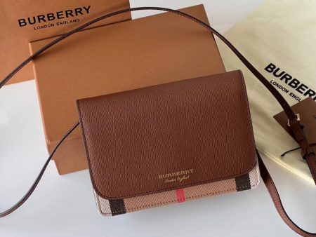 Envy Hold - Burberry Bags - 010 For Discount