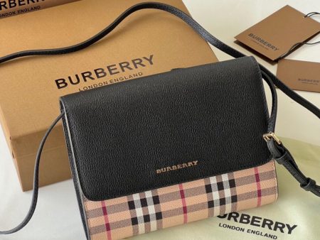 Envy Hold - Burberry Bags - 008 Online Sale